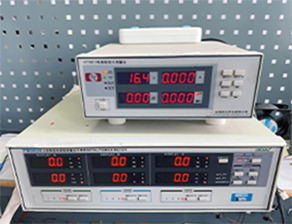  Test de r&eacute;gulation de tension continue 