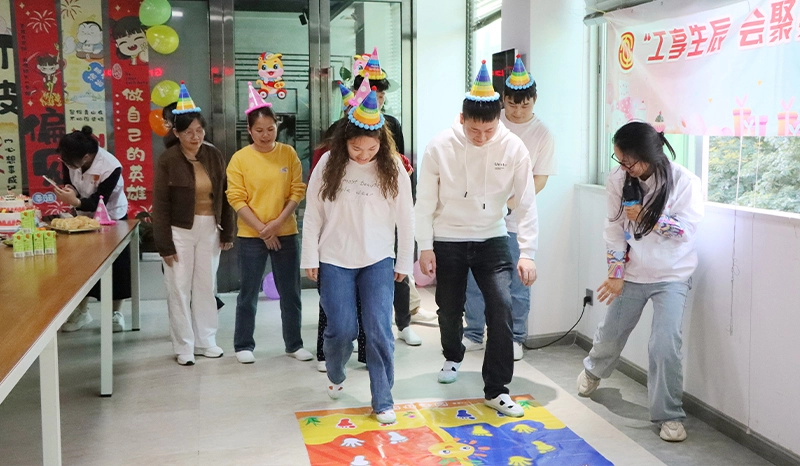 F&ecirc;te d'anniversaire des employ&eacute;s de GreenTouch pour le premier trimestre