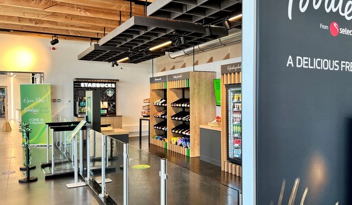 Magasin automatis&eacute; avec &eacute;cran tactile