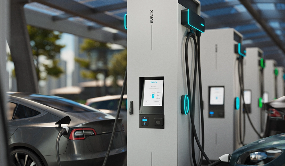 De quel type d'&eacute;cran sont &eacute;quip&eacute;es les bornes de recharge pour voitures &eacute;lectriques&nbsp;?